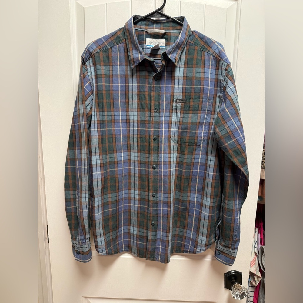 Columbia Mens Size Large Long Sleeve Plaid Button Down Excellent Condition